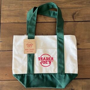 💚 Trader Joe’s Mini Tote